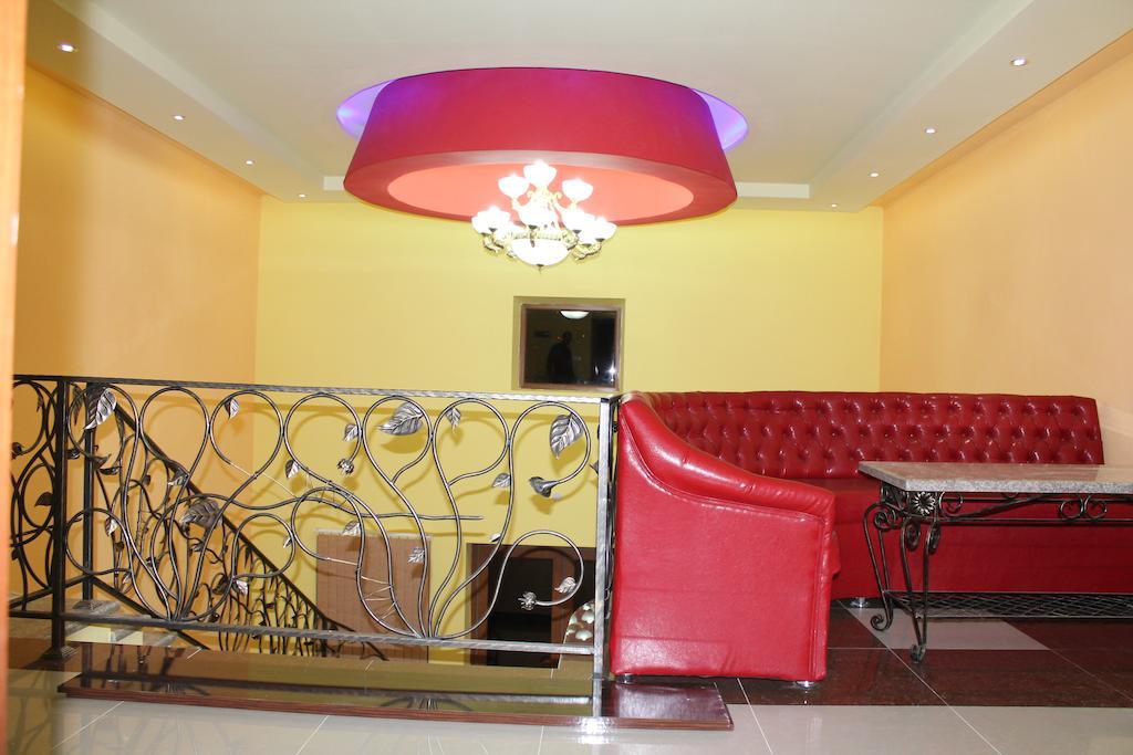 Princ Plaza Hotel Ereván Habitación foto